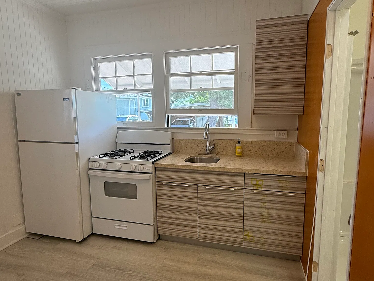 2 bed, $2,500 — Photo 2