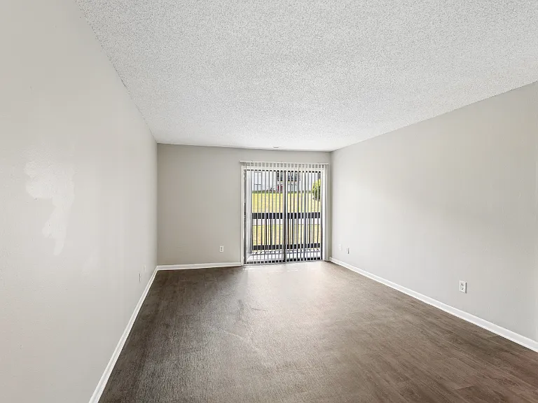 Compass Vista Apartments — Photo 44