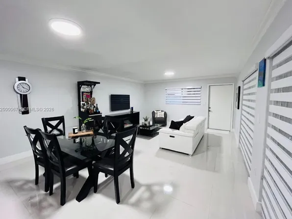 14343 SW 97th Ln, Miami, FL 33186