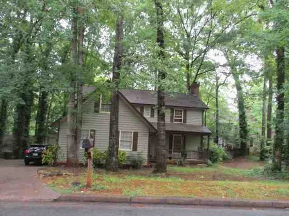 5090 Fieldgreen Xing, Stone Mountain, GA 30088