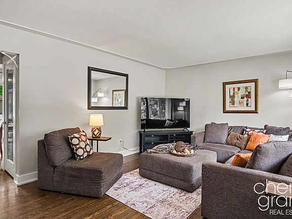 4th image of 4631 Carrick Ave SE
