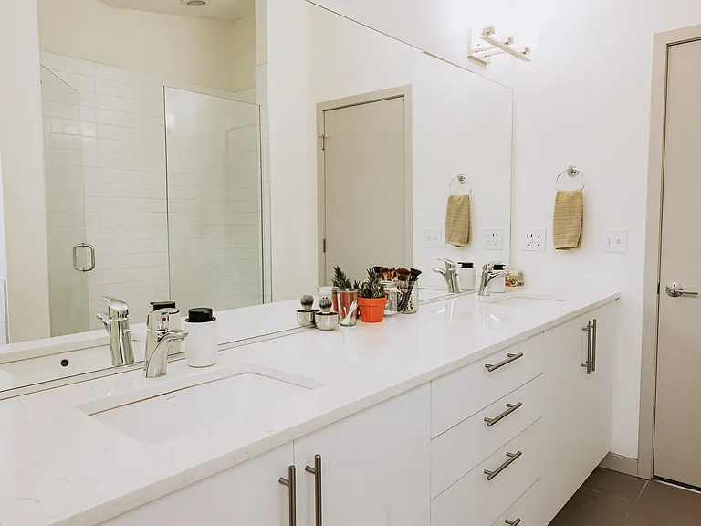 5760 W 39th Pl — Photo 16