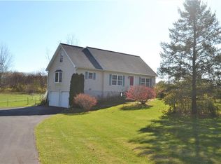 826 Alderman Rd, Palmyra, NY 14522
