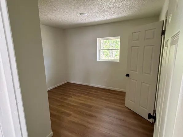 Country Aire, 1815 Harding Blvd APT 15, Cotter, AR 72626