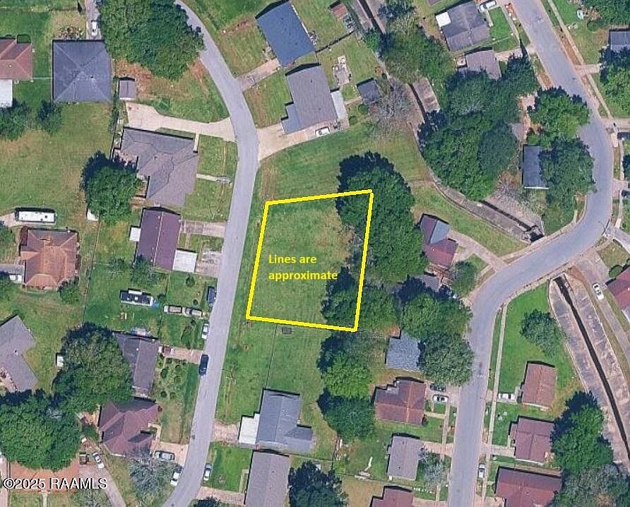 2nd image of 400 Monarch Dr