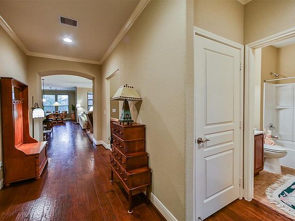 4th image of 3935 Mossycup Ln