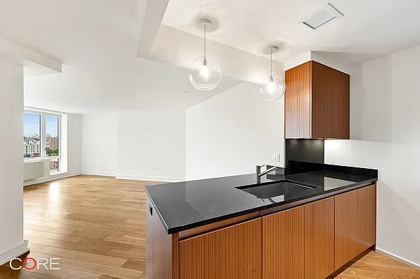 Rented by CORE | media 11