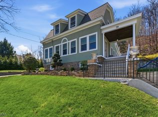 79 Ann St, Dover, NJ 07801