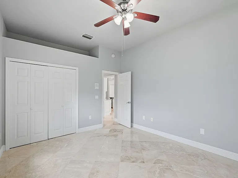 501 Manisha Pl — Photo 21