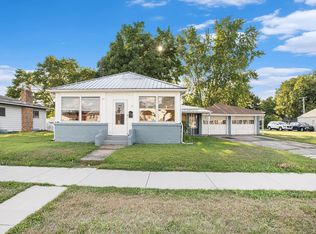811 Somerset Ave, Mishawaka, IN 46544