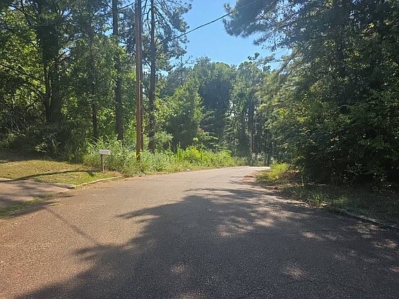 5th image of 43 Grandview Dr