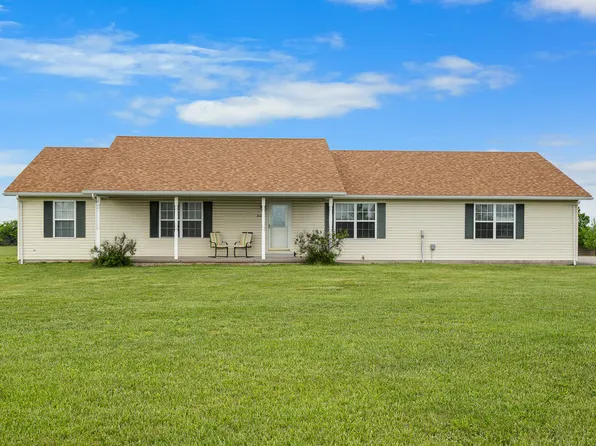 5111 S 163rd Road Road, Bolivar, MO 65613