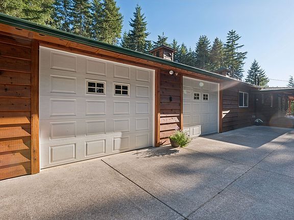 2nd image of 2011 Pleasant View Dr