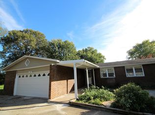 1304 Eileen St, Collinsville, IL 62234