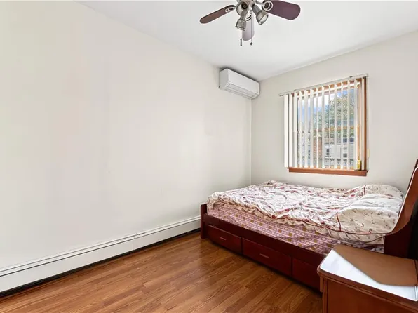 1715 East 35th Street image 14 of 32