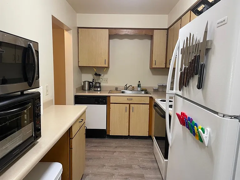318 Island Dr #3 — Photo 12