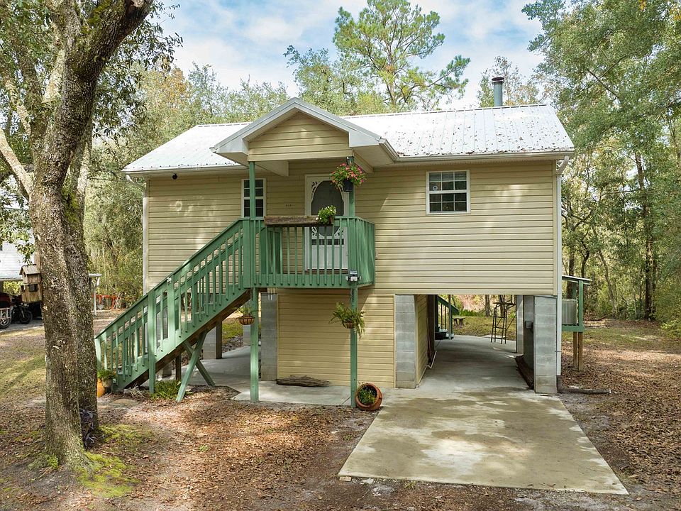 1st image of 509 NW Stephen Foster Dr