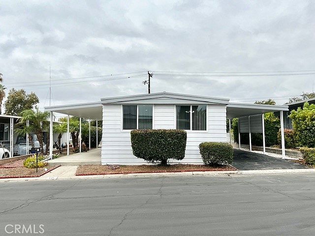 1st image of 2692 Highland Ave Space 121