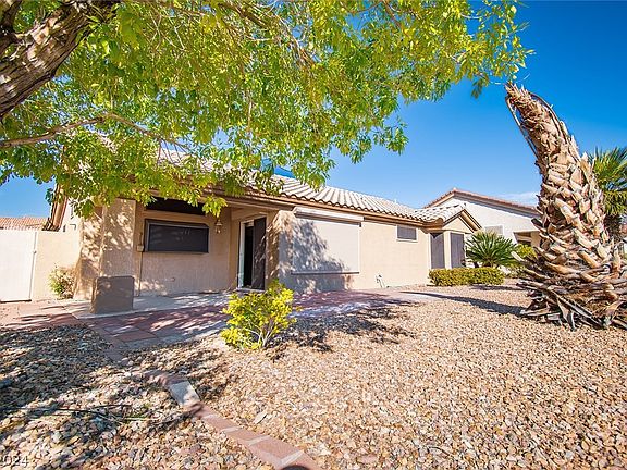 4th image of 2912 Laverton Dr