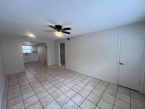 4th image of 7106-7108 S Kissimmee St #7108B