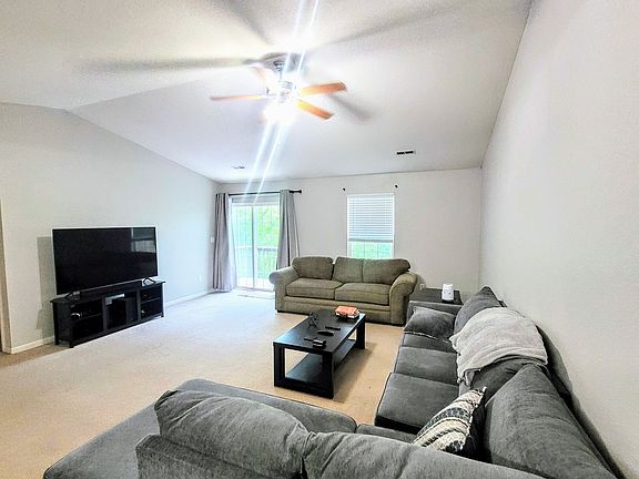 2nd image of 21021 Harbor Ln #B