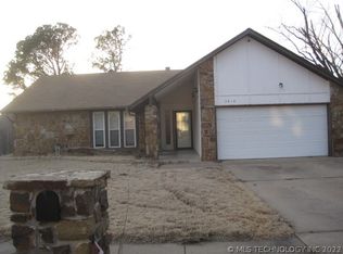 3914 S 123rd East Pl, Tulsa, OK 74146