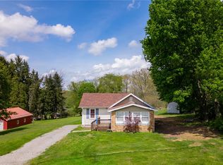 743 Harmony Baptist Rd, New Castle, PA 16101