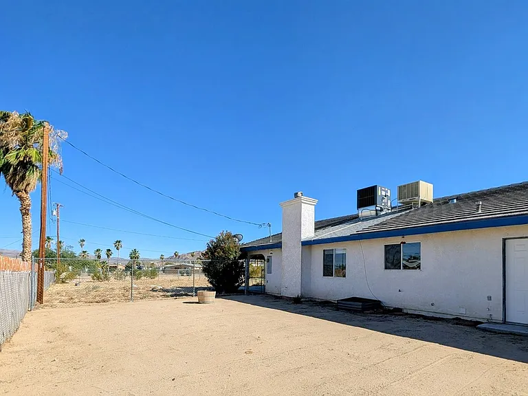 72731 Larrea Ave — Photo 17