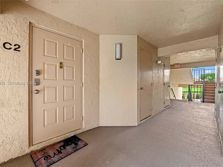 812 Sky Pine Way #C2 — Photo 3