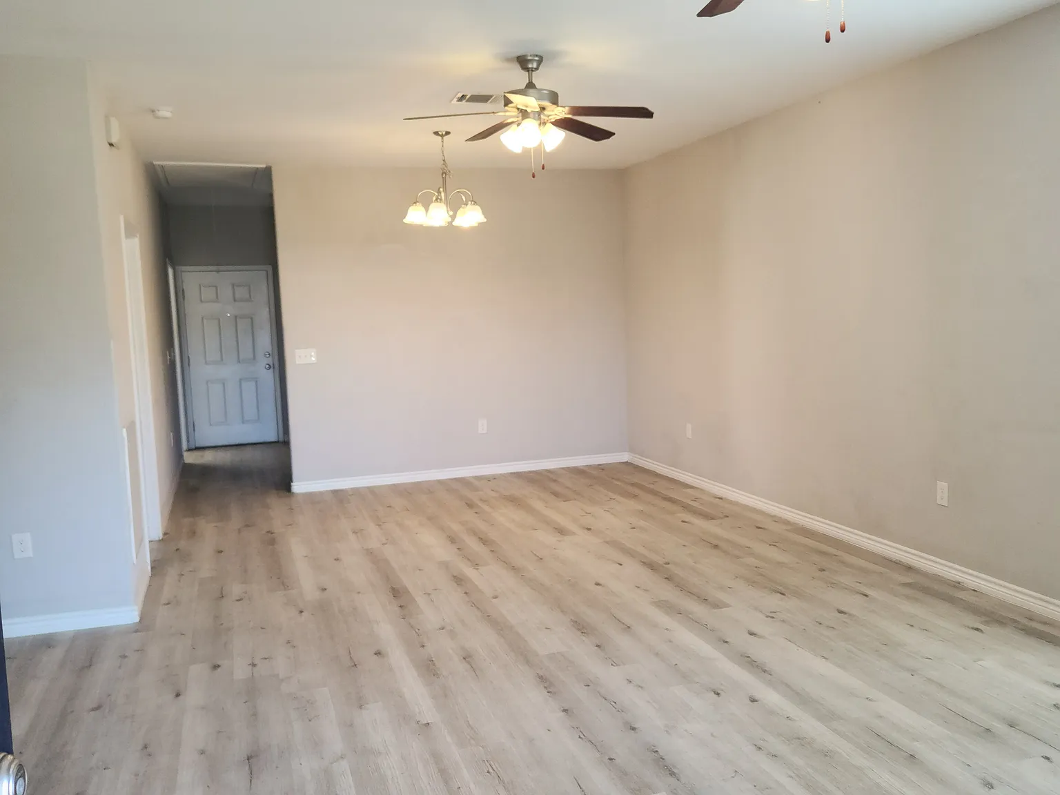 545 Euclid St — Photo 2