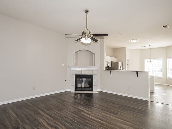 4th image of 6799 Show Boat Ln