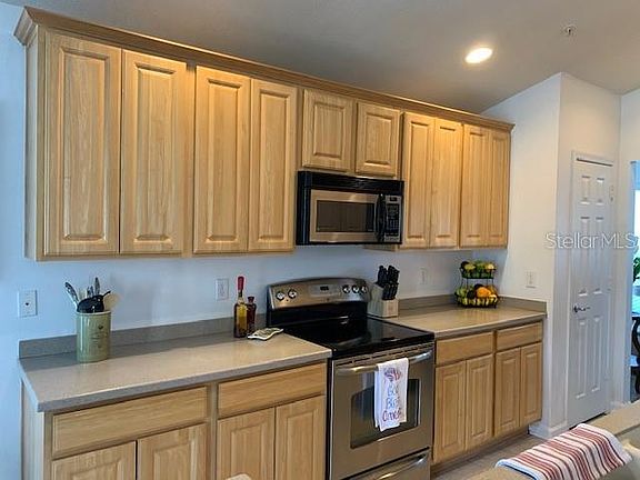 3rd image of 2040 Kings Palace Dr