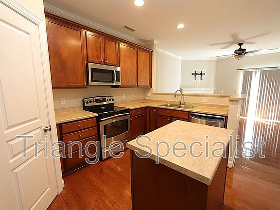 5th image of 8811 Orchard Grove Way