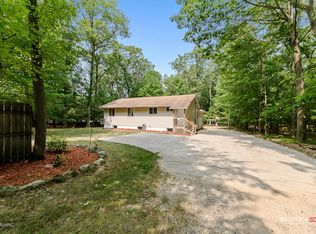 5134 Anderson Rd, Montague, MI 49437