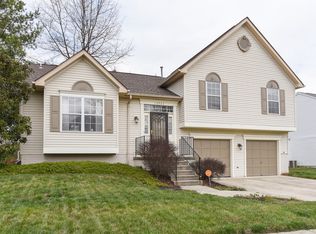 10902 Rhodenda Ave, Upper Marlboro, MD 20772