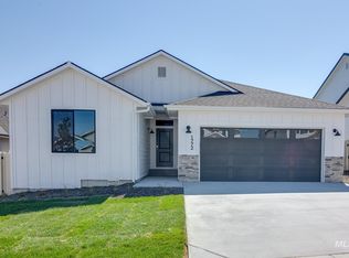 2716 E Eagle Vw, Meridian, ID 83646