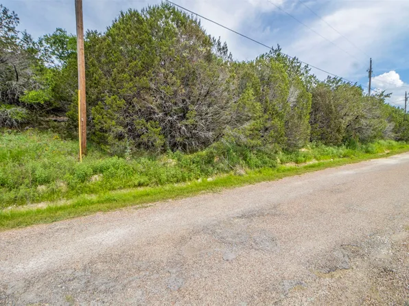 5601 Murphy Ct, Granbury, TX 76048