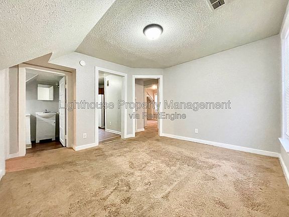 3rd image of 1167 Pine St