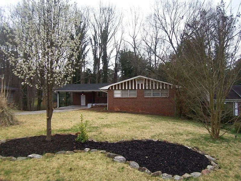 3181 Thrasher Cir photo 1
