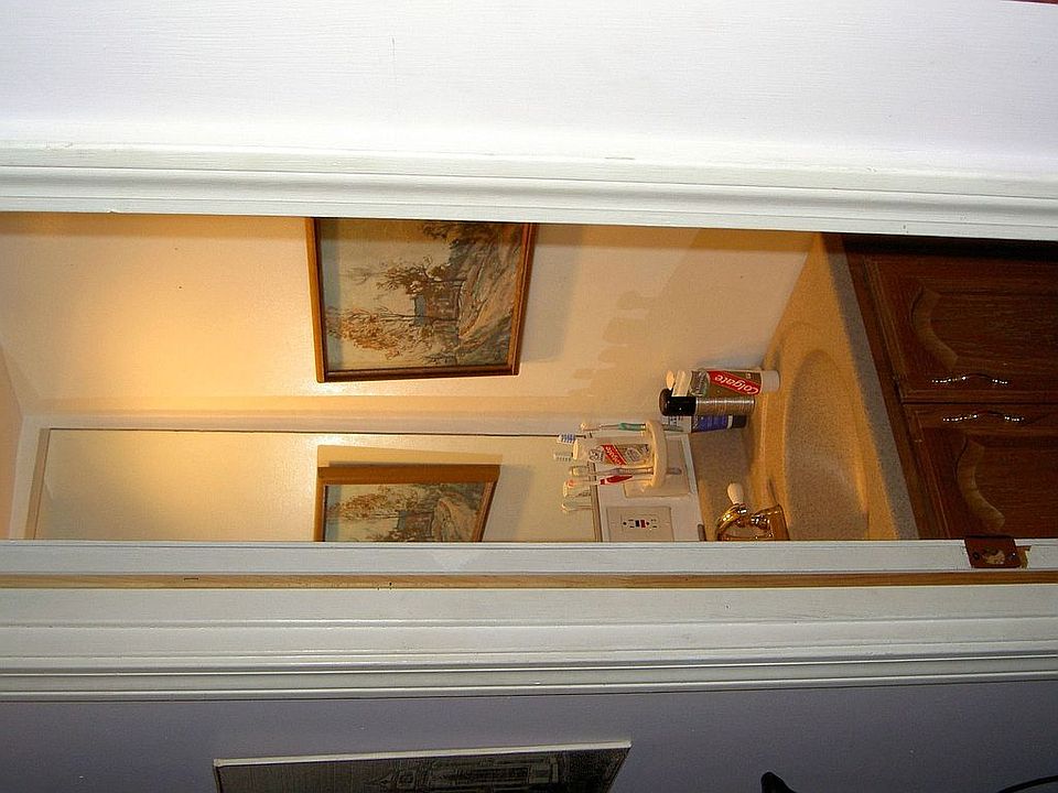 bathroom 2nd flr