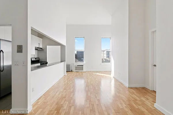 Rented by Living New York | media 1