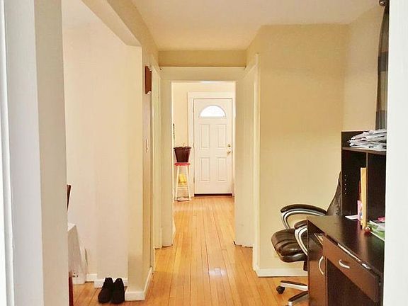 2nd image of 1124 Fulton Ave