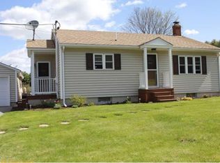 136 Waterville Rd, Skowhegan, ME 04976
