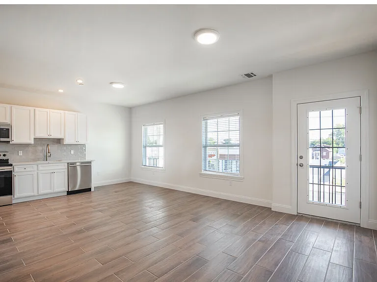1163 Montauk Hwy #C2 — Photo 2