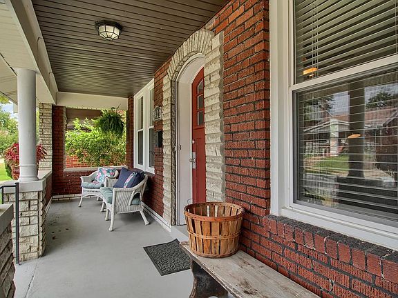 3rd image of 5422 Milentz Ave