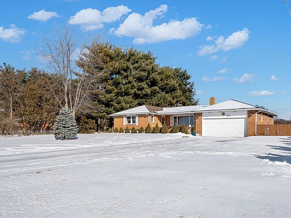 3rd image of 4560 Gender Rd