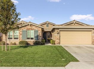 982 E Heidi Ave, Fowler, CA 93625