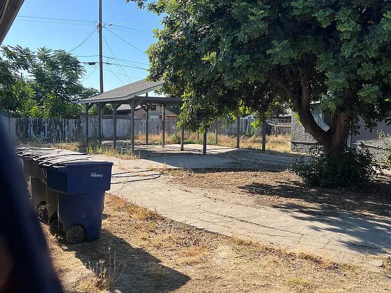 2973 S Newman Ave — Photo 9