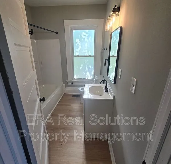 732 S Ohio Ave — Photo 14