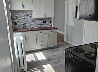 1127 N 9th St #1, Reading, PA 19604